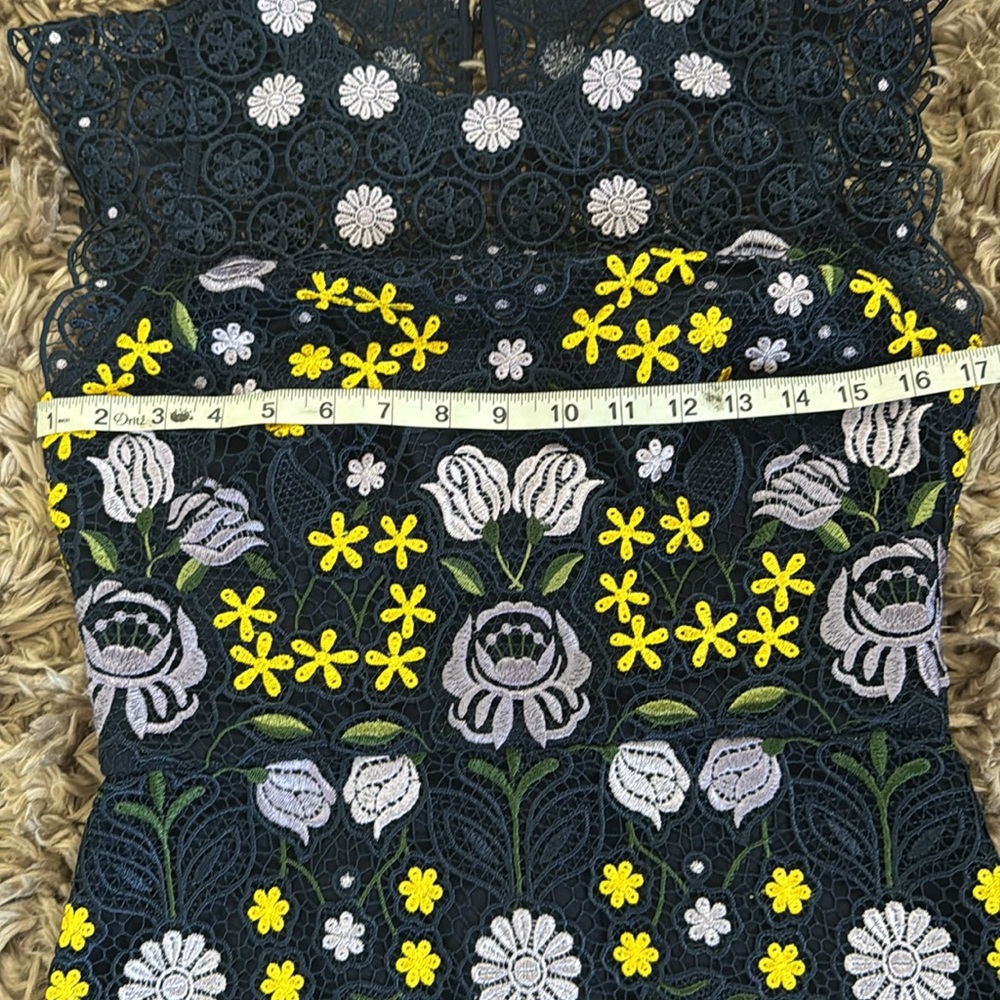 Karen Millen Embroidered Multicolored Laser Cut 3D Mesh Floral Mini Dress Size 6 - Picture 15 of 16